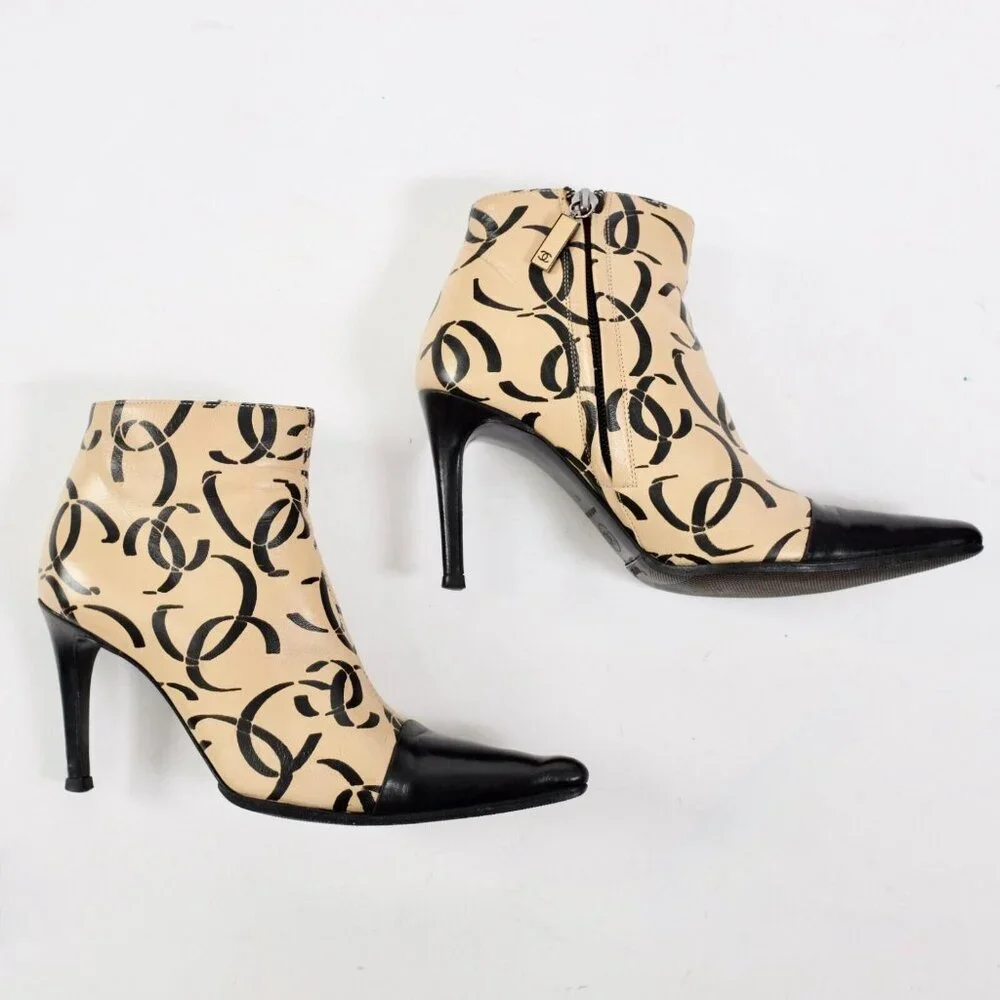 CHANEL Ankle Boots with Black and Cream Design - Picture 7 of 16